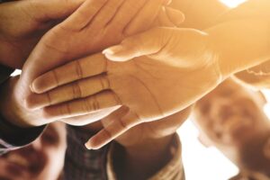 Con Socialmente 350mila euro al volontariato